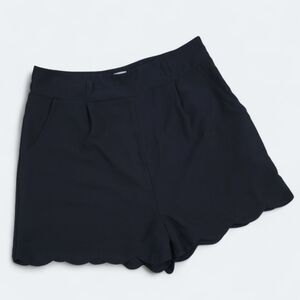 Monteau Black Scalloped Hem Women's Shorts Size XL